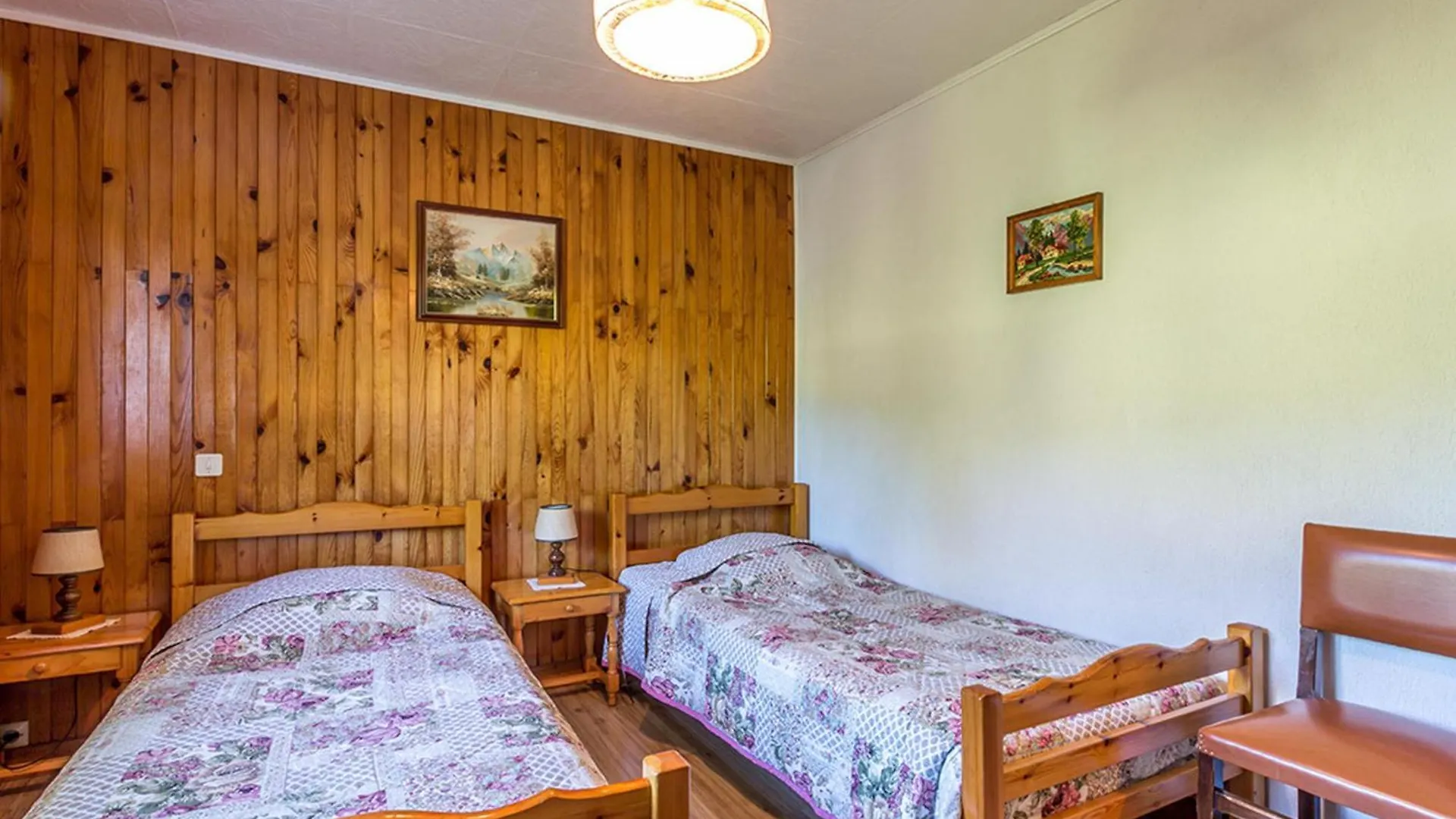 Apartment Rez De Chalet Calme Avec Terrasse - 2 Chambres, Proche Pistes A La Clusaz - Fr-1-437-10